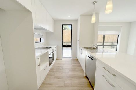 Photo of property in 10a Claridge Street, Glen Eden, Auckland, 0602