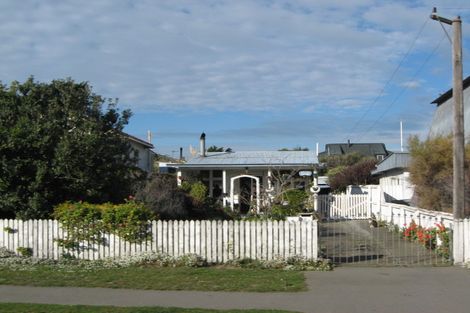 Photo of property in 11 Bellamy Avenue, New Brighton, Christchurch, 8061