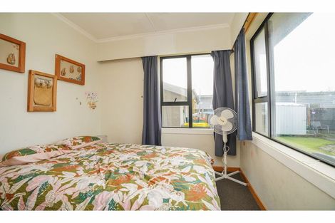 Photo of property in 64 Price Street, Grasmere, Invercargill, 9810