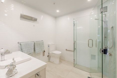 Photo of property in 10/26 West Quay, Ahuriri, Napier, 4110