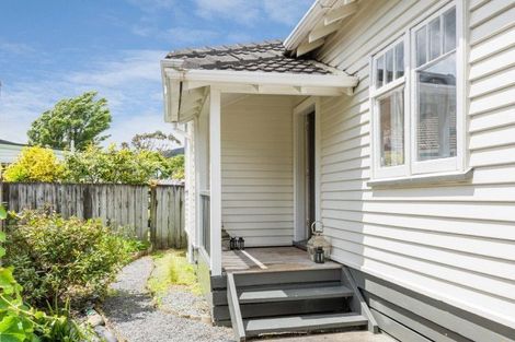 Photo of property in 1-2/6a Pohutukawa Street, Woburn, Lower Hutt, 5010