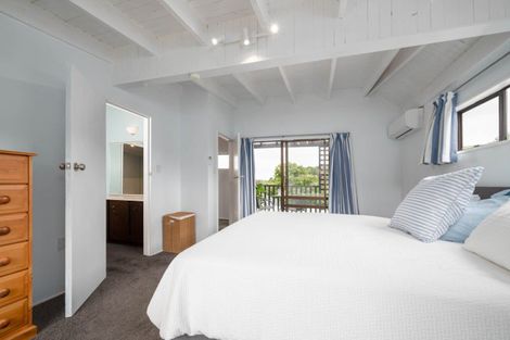 Photo of property in 40 Kent Terrace, Taradale, Napier, 4112