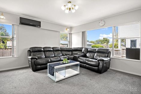 Photo of property in 51 Stottholm Road, Titirangi, Auckland, 0604