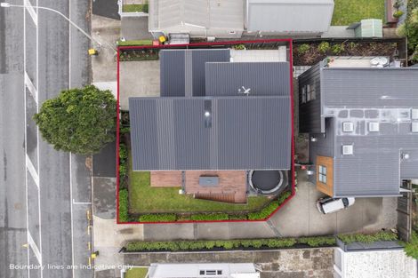 Photo of property in 16 Cuba Street, Petone, Lower Hutt, 5012
