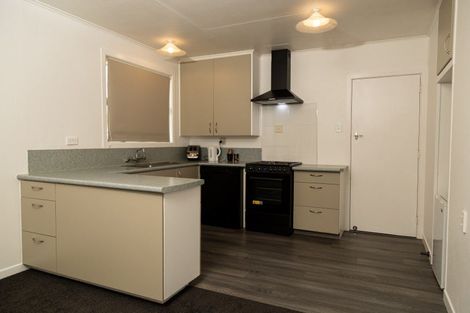 Photo of property in 16 Mayne Street, Waitara, 4320