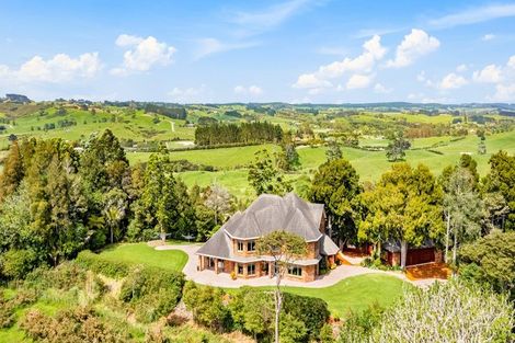 Photo of property in 251 Whitehills Road, Waitoki, 0994