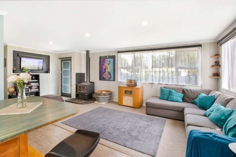 Photo of property in 11 Bovis Street, Shannon, 4821