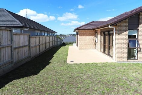 Photo of property in 68 Manuel Road, Silverdale, 0932