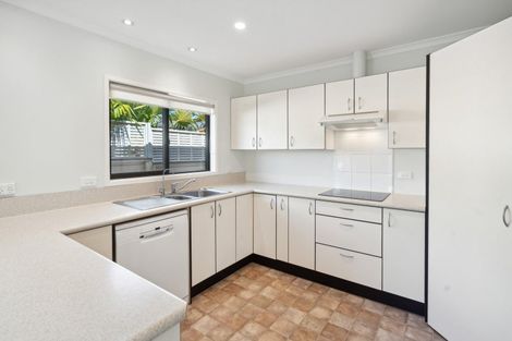 Photo of property in 12 Howard Street, Carterton, 5713