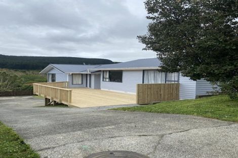 Photo of property in 110 Taylor Terrace, Tawa, Wellington, 5028