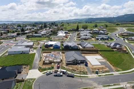 Photo of property in 3 Tarata Place, Owhata, Rotorua, 3010