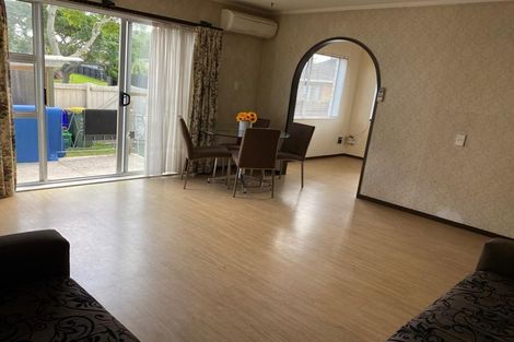 Photo of property in 12b Corolu Place, Conifer Grove, Takanini, 2112