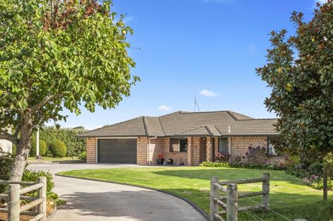 Photo of property in 63 Waipipi Wharf Road, Pollok, Waiuku, 2683