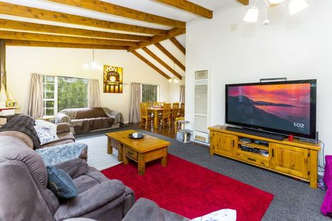 Photo of property in 19 Beryl Grove, Birchville, Upper Hutt, 5018