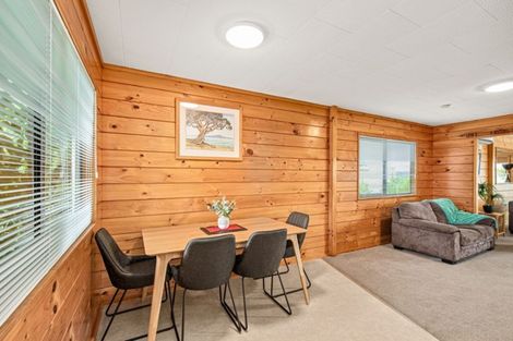 Photo of property in 18 Kawau View Road, Snells Beach, 0920