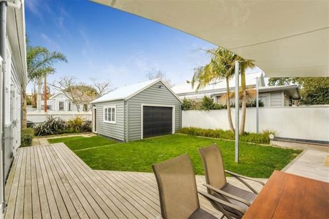 Photo of property in 9 Wynyard Road, Mount Eden, Auckland, 1024