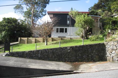Photo of property in 12 Willcox Grove, Naenae, Lower Hutt, 5011