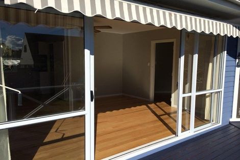 Photo of property in 45 Glen Marine Parade, Glendene, Auckland, 0602