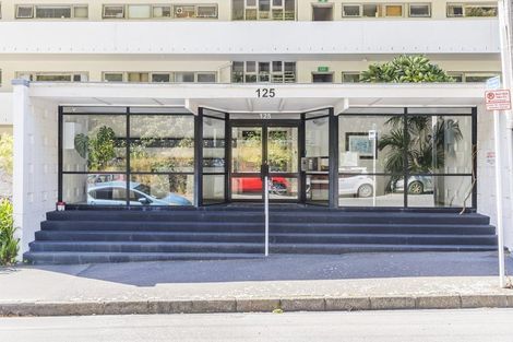 Photo of property in 31/125 Grant Road, Thorndon, Wellington, 6011