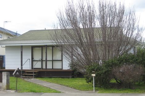 Photo of property in 9 Titoki Place, Edgecumbe, 3120