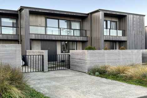 Photo of property in 4/20 Trent Street, Island Bay, Wellington, 6023