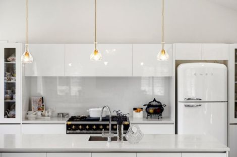 Photo of property in 1 Le Quesnoy Place, Cambridge, 3434