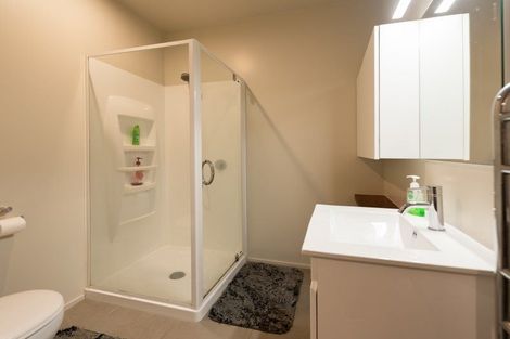 Photo of property in 15/2 Onslow Road, Khandallah, Wellington, 6035