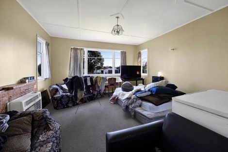 Photo of property in 21 Kapuni Street, Manaia, 4612