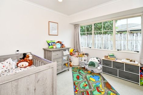 Photo of property in 13 Moss Crescent, Takanini, 2112