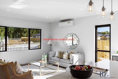 Photo of property in 3 Moemoea Avenue, Kumeu, 0810