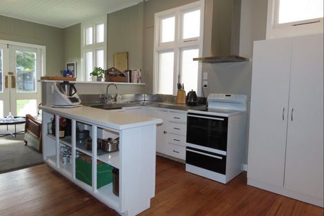 Photo of property in 28 Broadway, Reefton, 7830