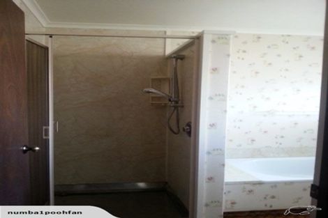 Photo of property in 43 Pencarrow Street, Highbury, Palmerston North, 4412