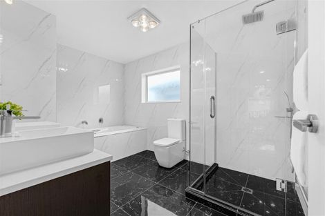 Photo of property in 62 Castlederg Drive, Flat Bush, Auckland, 2019