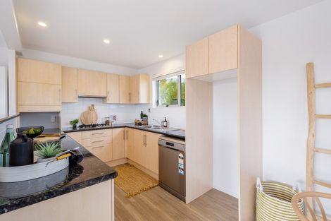 Photo of property in 35 Cradock Street, South New Brighton, Christchurch, 8062