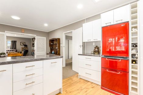 Photo of property in 7 Luff Place, Whitby, Porirua, 5024