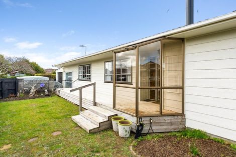 Photo of property in 8 Cambridge Street, Pahiatua, 4910