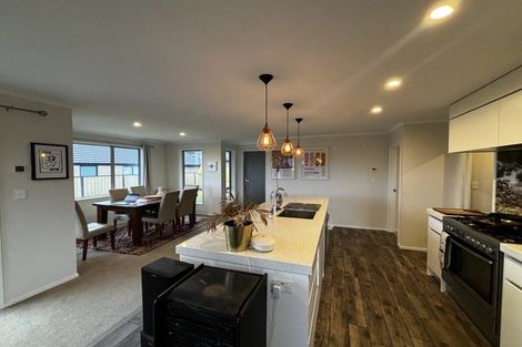 Photo of property in 17 Waitaha Place, Bell Block, New Plymouth, 4312