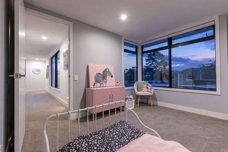 Photo of property in 30a Kingfisher Grove, Greenhithe, Auckland, 0632