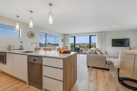 Photo of property in 152 Mahurangi East Road, Snells Beach, 0920