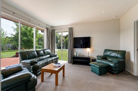 Photo of property in 9 Crawford Close, Amberley, 7410