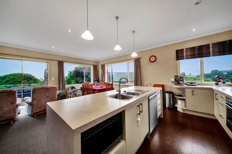 Photo of property in 8 Bandon Grove, Bell Block, New Plymouth, 4312