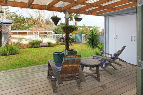 Photo of property in 101 Koputara Road, Himatangi Beach, Foxton, 4891