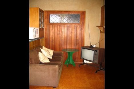 Photo of property in 90 Queen Street, North Dunedin, Dunedin, 9016