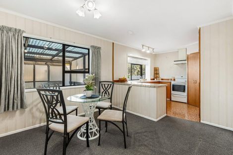 Photo of property in 1/3 Allington Road, Massey, Auckland, 0614