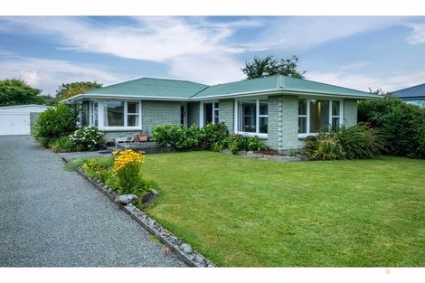 Photo of property in 32 Campbell Street, Geraldine, 7930