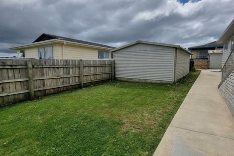 Photo of property in 2/69 Luanda Drive, Ranui, Auckland, 0612