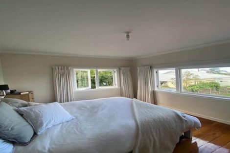 Photo of property in 1/30a Old Lake Road, Narrow Neck, Auckland, 0624