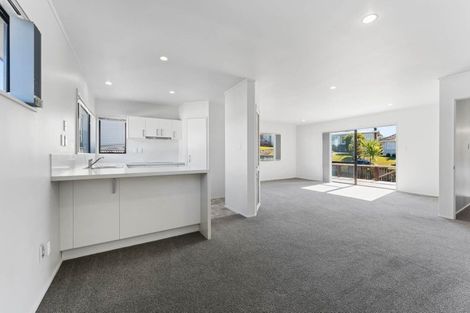 Photo of property in 1/133 Nile Road, Milford, Auckland, 0620