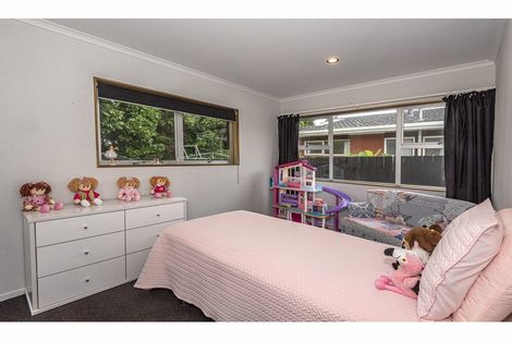 Photo of property in 17 Kotare Crescent, Maunu, Whangarei, 0110