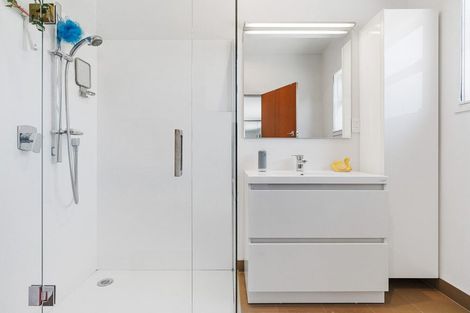 Photo of property in 1 Grey Street, Martinborough, 5711